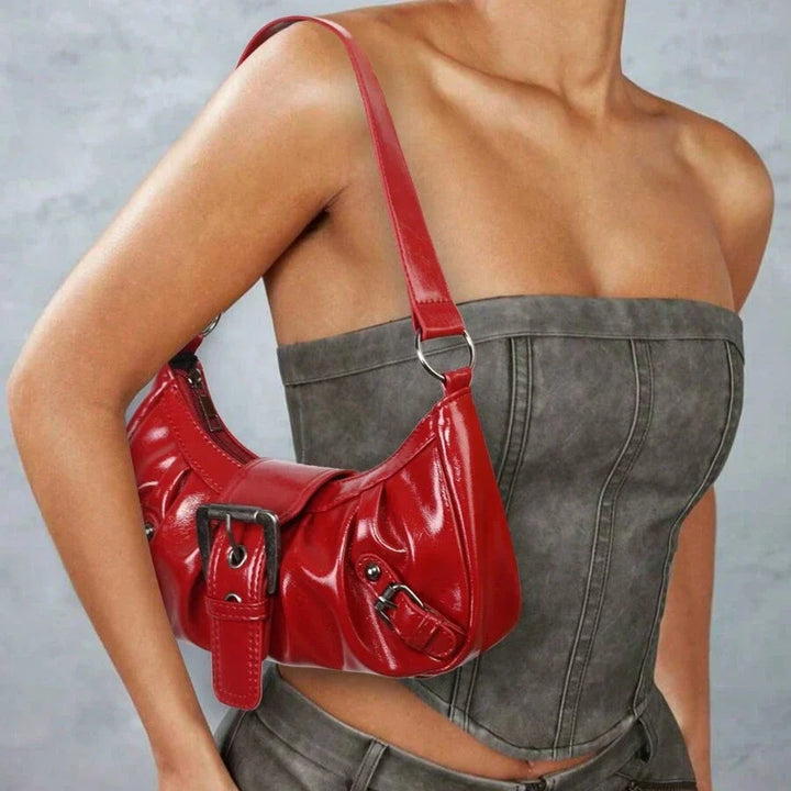 Vintage Dream Baguette Shoulder Bag in Red