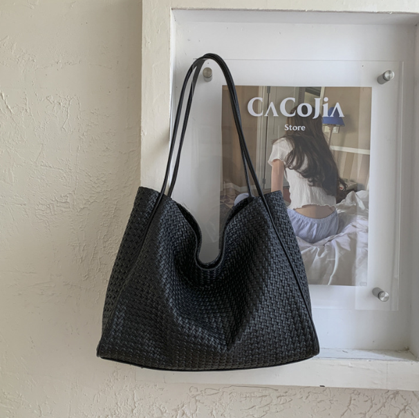 Sarah Woven Tote in Black