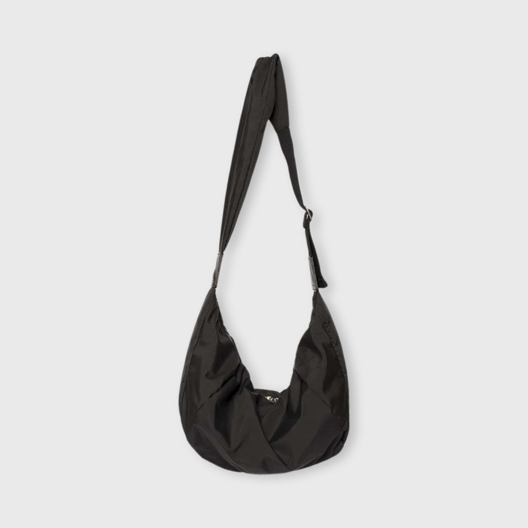 Baggy Puffer Sling in Black