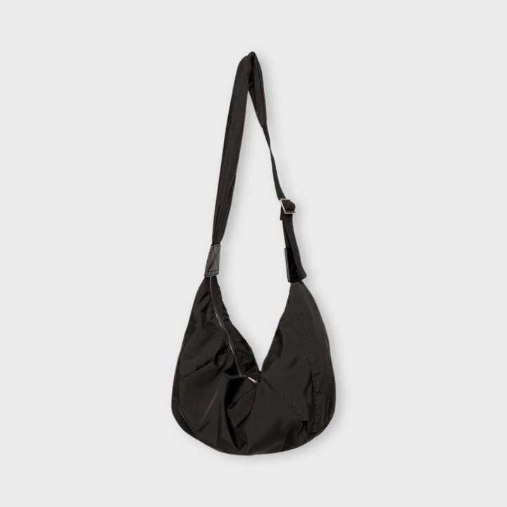 Baggy Puffer Sling in Black