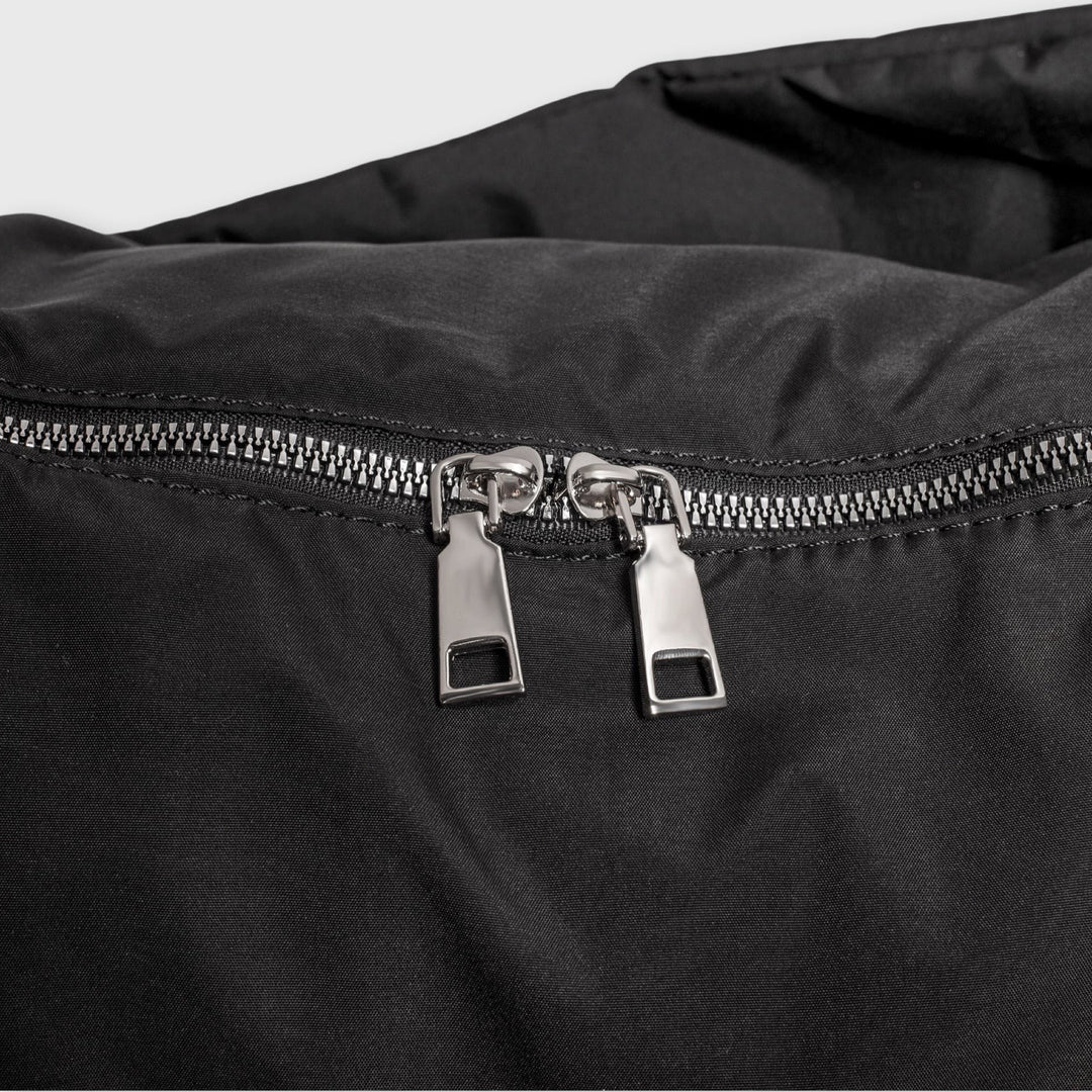 Baggy Puffer Sling in Black