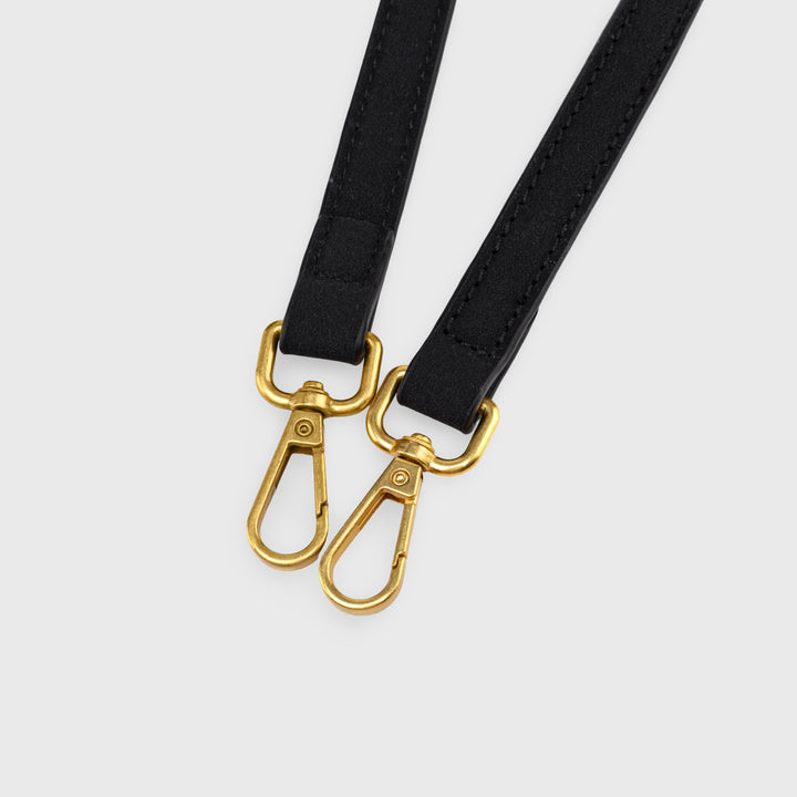 Ciara Vintage Woven Top Handle Bag in Black