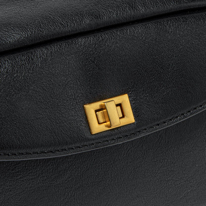 Ciara Vegan Leather Beauty Case in Black