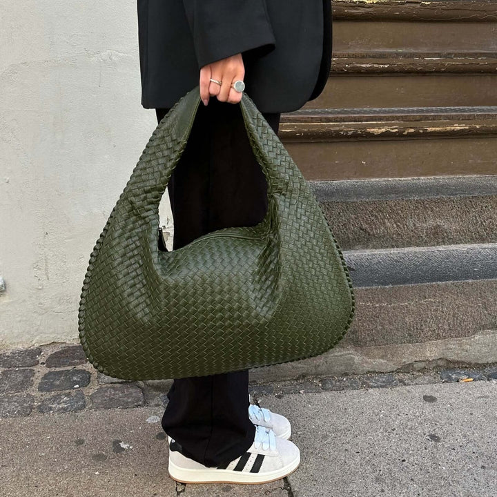 Woven Oversized Shoulder Bag in Green