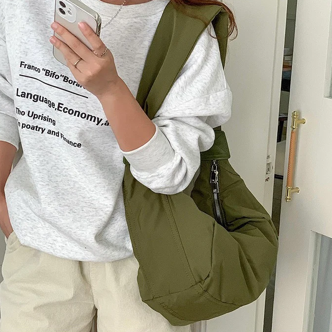 Baggy Puffer Sling in Olive Green
