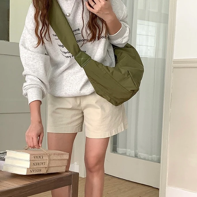 Baggy Puffer Sling in Olive Green