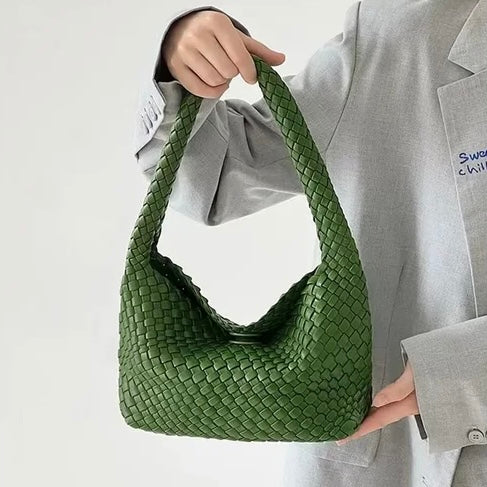 Woven Hobo Bag in Green