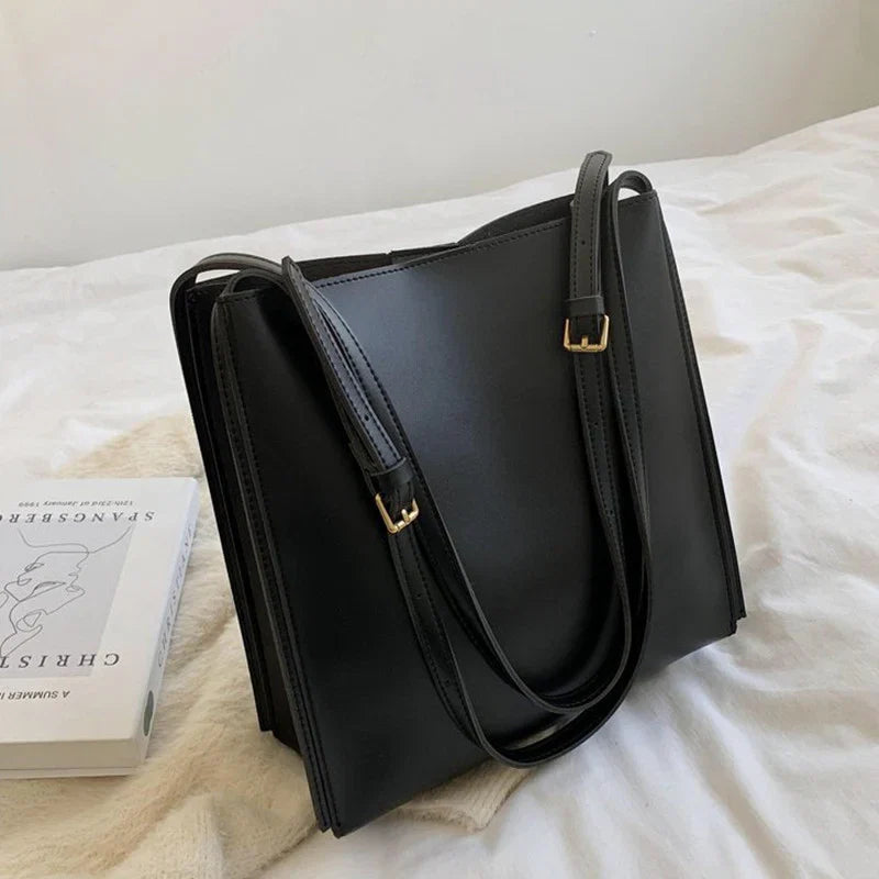 Nova Structured Bucket Tote in Black