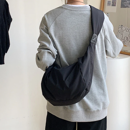 Baggy Puffer Sling in Black