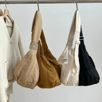 Baggy Puffer Sling in Sand