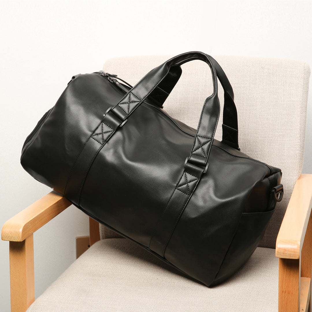 Men’s Gym Bag – Medium Barrel Holdall in Vegan Leather with Zipper