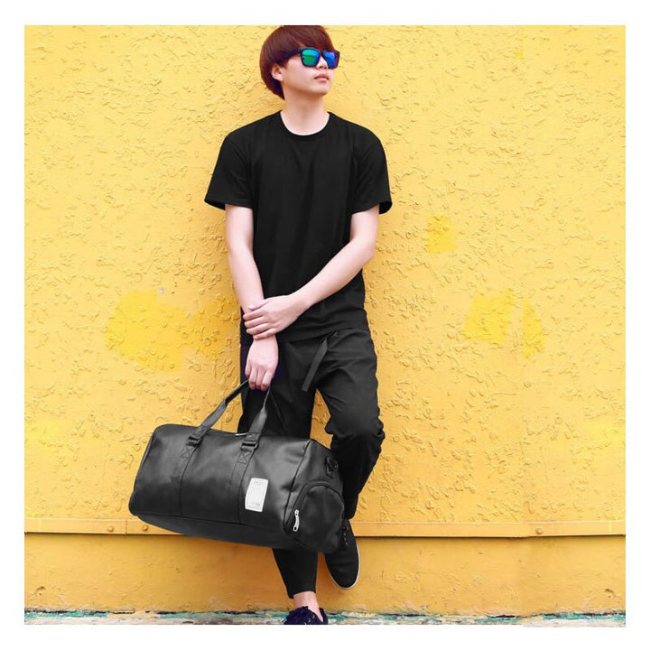 Men's Gym Bag Duffel – Lightweight Vegan Leather with Secure Zip