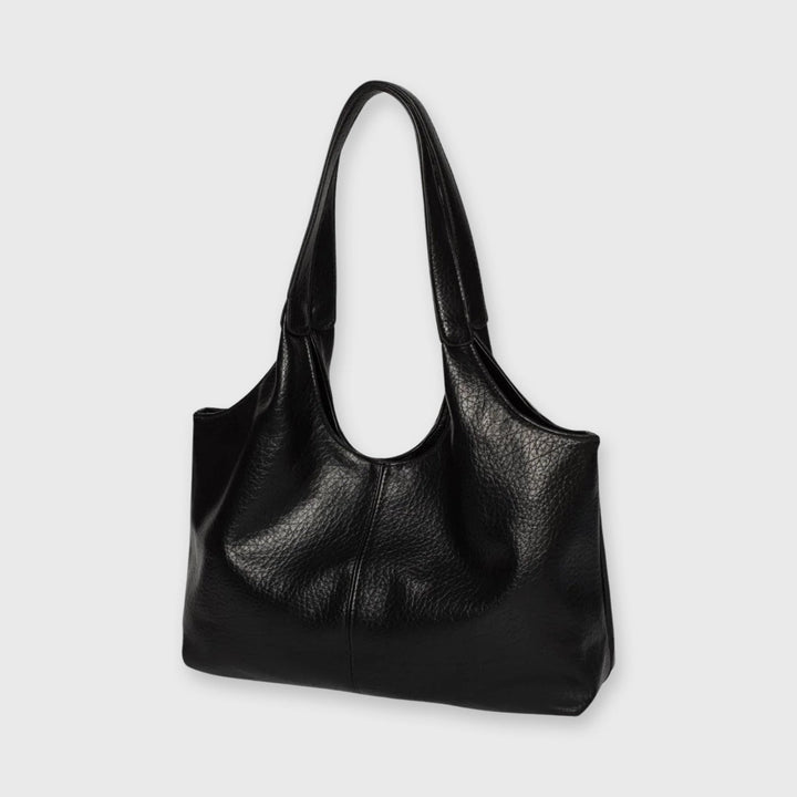 Hannah Bucket Bag in Black